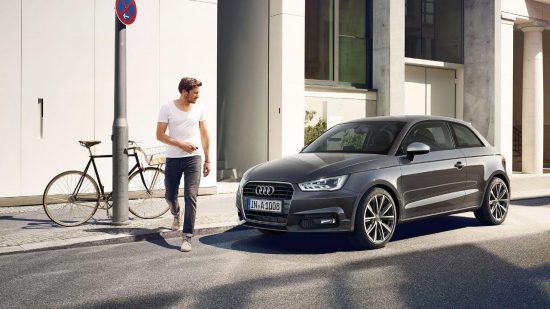 Από πόσο πωλούνται τα Audi A1 και Audi Q3;