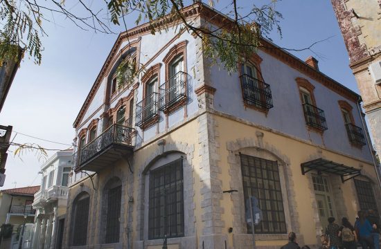 Aποκατάσταση ενός επιβλητικού διατηρητέου αρχοντικού στην Ξάνθη (12 pics)