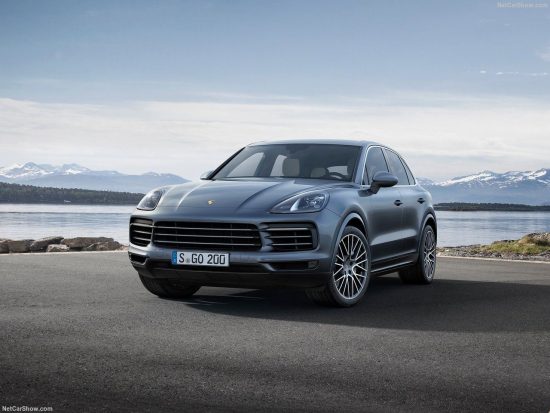 Από 112.100 ευρώ η νέα Porsche Cayenne