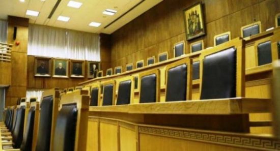 Έναρξη ποινικών δικών 22 Ιουνίου: Πώς το «1 προς 10» έγινε 20 με 25 άτομα ανά δικαστήριο – Το παρασκήνιο