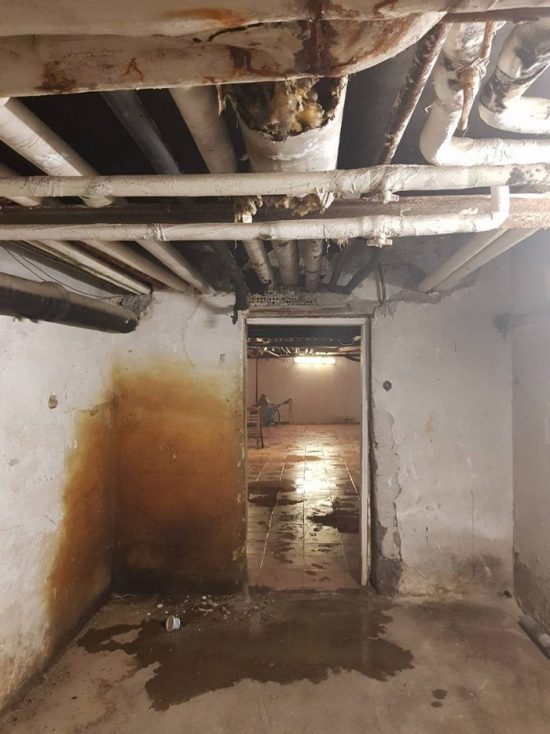 Απίστευτες εικόνες από τα υπόγεια του «Έλενα Βενιζέλου» που εντοπίστηκαν τα ύποπτα βακτήρια