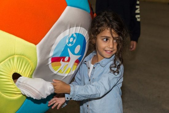 Η παιδική Κερκίδα ΟΠΑΠ στηρίζει την Εθνική Ομάδα στο δρόμο για το Μουντιάλ