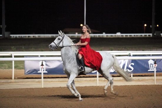 Φιλανθρωπικό fashion show από τον ΟΠΑΠ στον Ιππόδρομο για τη στήριξη της ΕΛΕΠΑΠ (video)