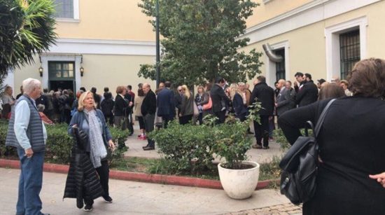 H μεγάλη έκπληξη της Κεντροαριστεράς: Εκτιμήσεις ότι θα ψηφίσουν 250.000 άτομα