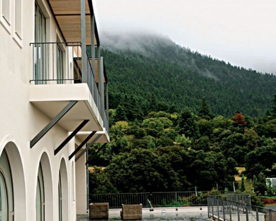 «Seleni Suites»: Ένα υπέροχο και μοντέρνο ξενοδοχείο στη Βυτίνα Αρκαδίας (pics)