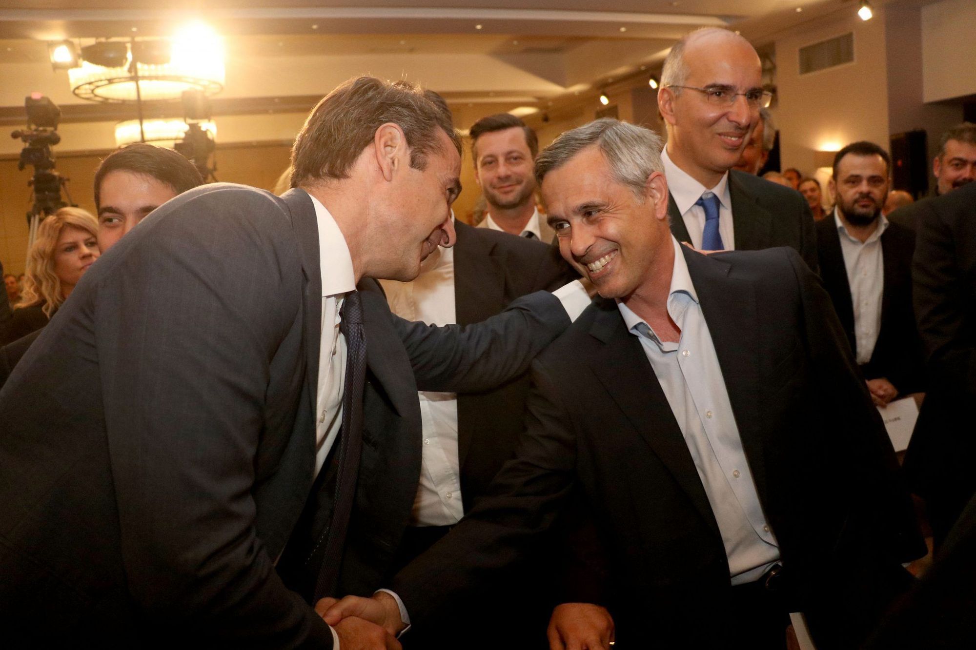 Ο Κυριάκος Μητσοτάκης συνομίλησε με τον Μιχάλη Λεμπιδάκη (pics)