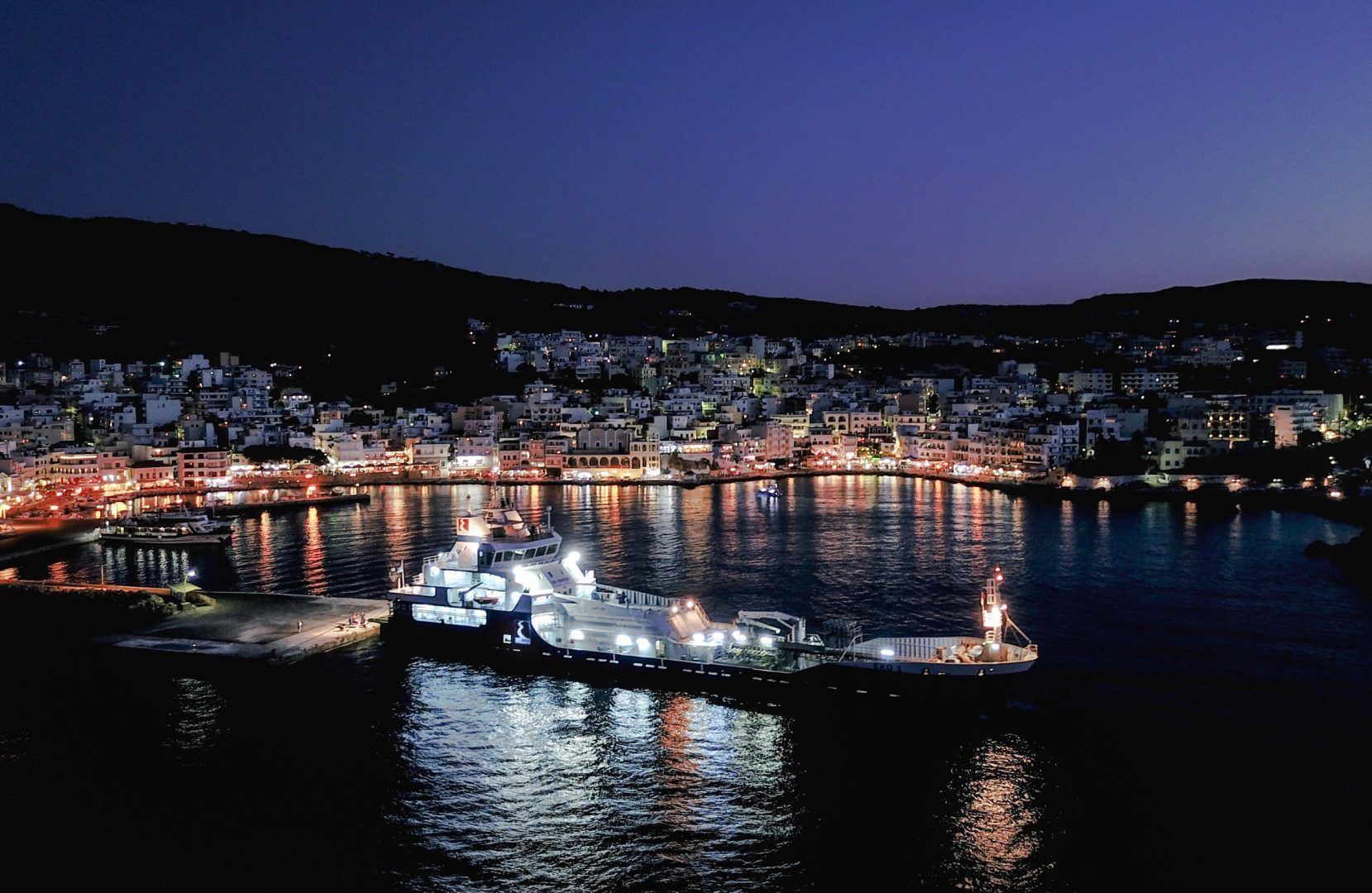 ΕΛΠΕ και ΕΚΟ προσφέρουν «ζεστασιά» σε 13 Σχολεία απομακρυσμένων περιοχών των Δωδεκανήσων