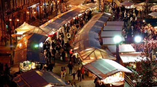Ιταλία: Οδηγός παρέσυρε πεζούς σε χριστουγεννιάτικη αγορά