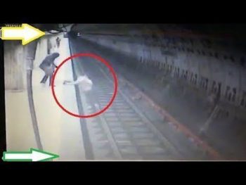 Φρίκη! Γυναίκα σπρώχνει 25χρονη μπροστά σε συρμό του μετρό (video)