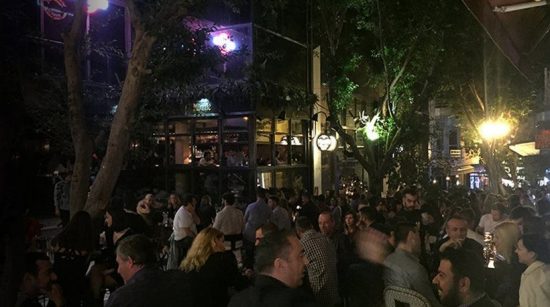 Κολωνάκι: Εξηγήσεις του δήμου Αθηναίων για το «στοπ» της μουσικής μετά τα μεσάνυχτα