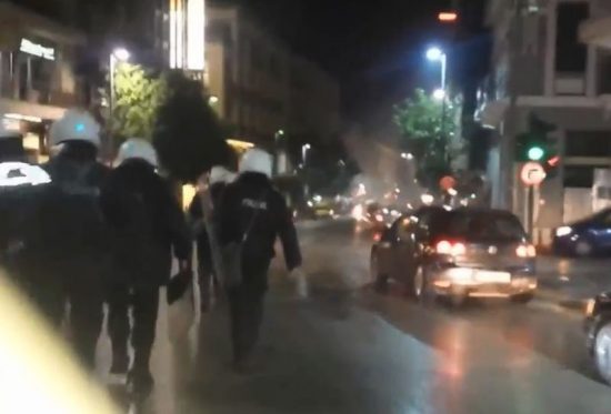 Πάτρα: Ένας αστυνομικός τραυματίστηκε κατά τη διάρκεια επεισοδίων