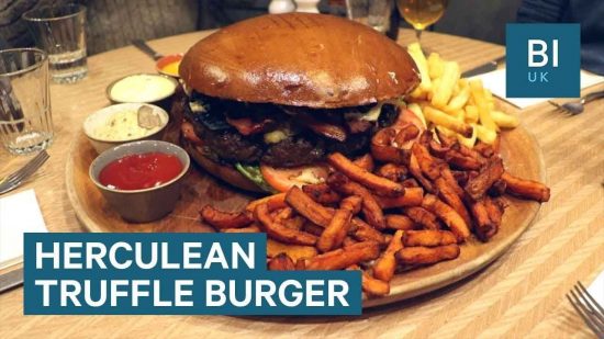 Αυτό το burger ζυγίζει 2 κιλά! (video)