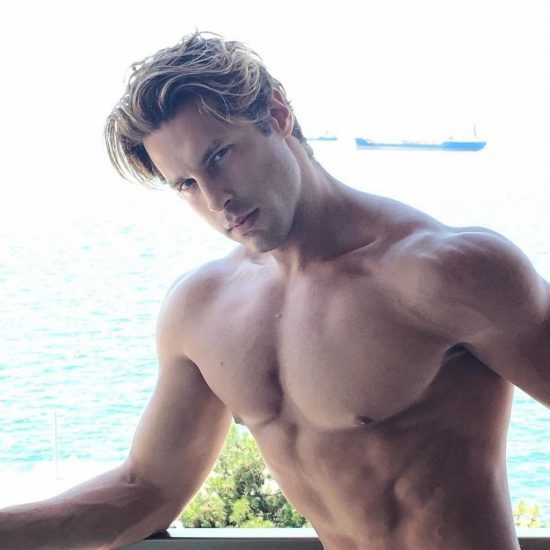 Νάσος Παπαργυρόπουλος: Ο sexy επιχειρηματίας που βάζει φωτιά στο Survivor (pics + video)