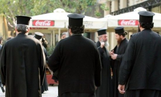 «Αψηφούν» τον αρχιεπίσκοπο οι κληρικοί της Ελλάδος: «Ναι» στο συλλαλητήριο της Αθήνας