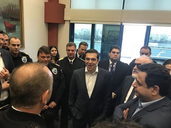 Αλέξης Τσίπρας σε κυβερνήτη «Γαύδου»: Επέδειξες ψυχραιμία και γενναιότητα