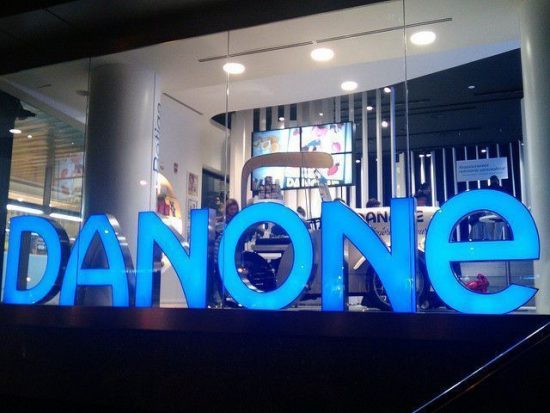 Ο κοροναϊός στερεί πωλήσεις 500 εκατ. δολαρίων από Diageo και Danone