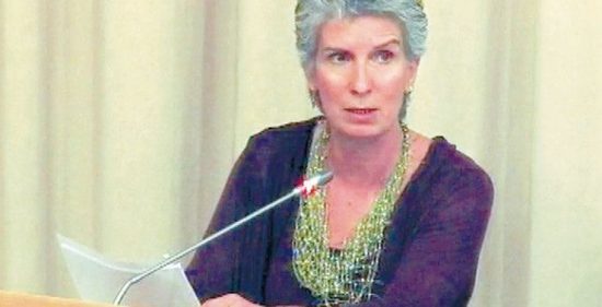 ΕΟΠΠΕΠ: Η Γιαννακοπούλου οδήγησε υπάλληλο στο νοσοκομείο, καταγγέλλουν οι εργαζόμενοι!