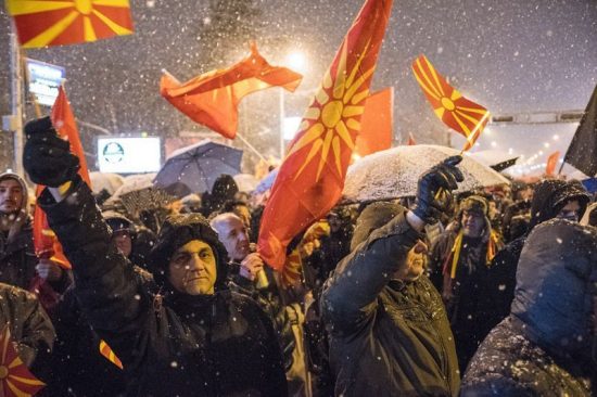 Απίστευτη πρόκληση: 4 ΜΚΟ από τη πΓΔΜ κατηγορούν την Ελλάδα για γενοκτονία κατά των «Μακεδόνων»