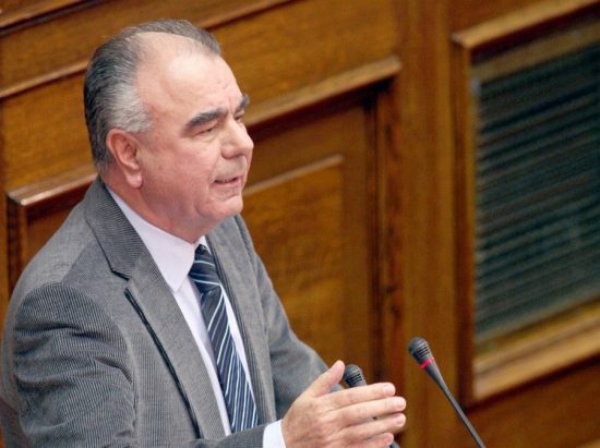 Βουλή: Βουλευτής της ΝΔ λιποθύμησε λίγο μετά την ομιλία του στην Ολομέλεια
