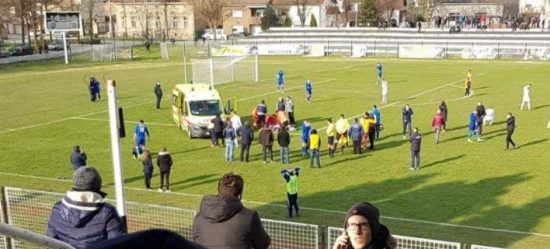 Θρήνος στο ποδόσφαιρο από τον θάνατο 26χρονου στο γήπεδο