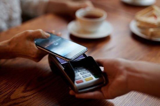 Ένα εκατομμύριο οι χρήστες του “mobile banking” στην Ελλάδα