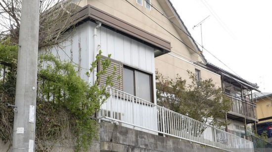 Φρίκη στην Ιαπωνία: Πατέρας κρατούσε μέσα σε κλουβί επί 20 χρόνια τον γιο του!