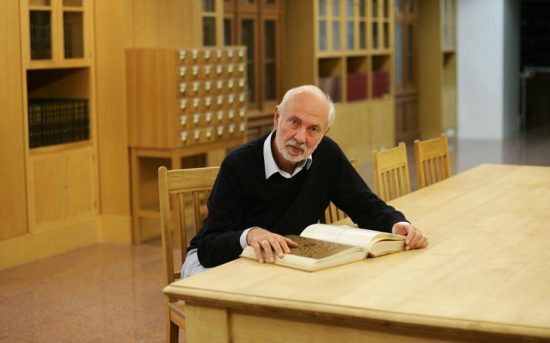 Δημοσία δαπάνη η κηδεία του Άγγελου Δεληβορριά
