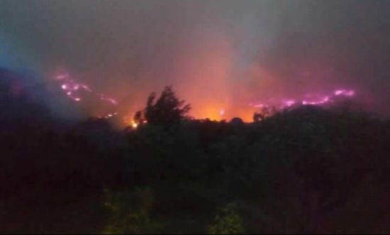 Οι καπνοί από τη φωτιά στην Εύβοια έκρυψαν τον ήλιο στην Αθήνα!(pics)