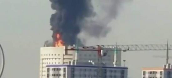 Μεγάλη φωτιά σε νοσοκομείο στην Κωνσταντινούπολη