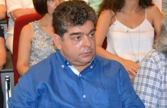 Άγνωστος επιτέθηκε και χτύπησε τον διοικητή του Νοσοκομείου Τρικάλων (video)