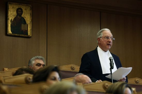 Focus: Ένδειξη διαμαρτυρίας κατά των περικοπών των συντάξεων η παραίτηση Σακελλαρίου