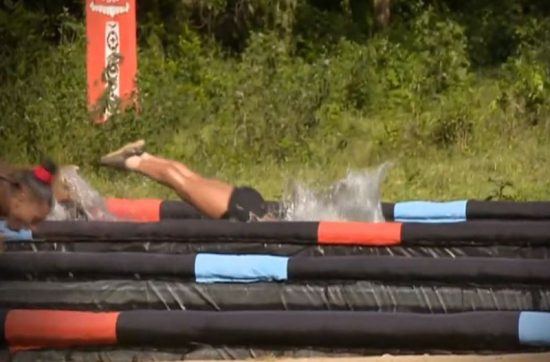 Survivor: Πιάνονται στα χέρια Διάσημοι και Μαχητές – Ποια ομάδα θα κερδίσει την ασυλία (video)