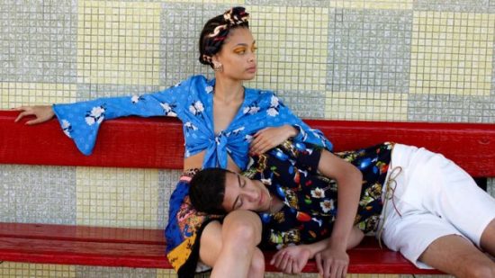 Και η Asos ανάμεσα στις εταιρίες που απαγορεύουν το μετάξι, το κασμίρ και το μοχέρ