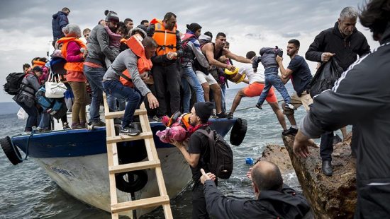 DW: Γιατί η Αλβανία ενδέχεται να γίνει τόπος μαζικής καταγραφής και ταυτοποίησης μεταναστών για την ΕΕ
