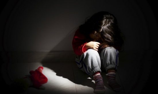 Παιδική κακοποίηση:Τι κρύβεται πίσω από τα κλειστά στόματα
