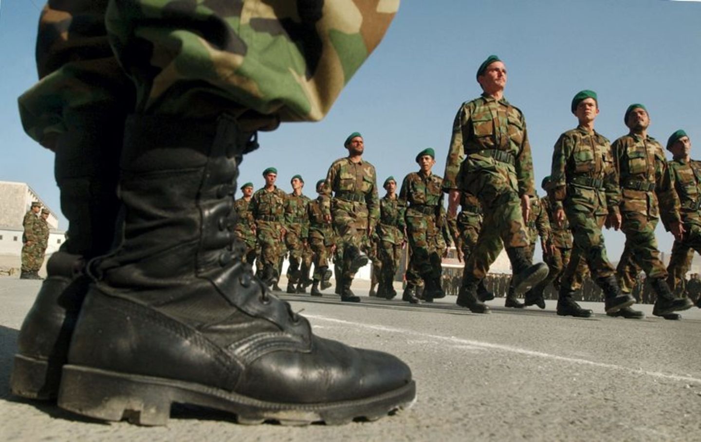 Εκπυρσοκρότησε όπλο μέσα σε στρατόπεδο της Αττικής – Δύο στρατιώτες τραυματίες
