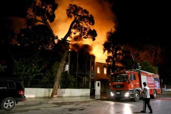 Πολύ υψηλός κίνδυνος για πυρκαγιά την Τετάρτη για έξι περιφέρειες