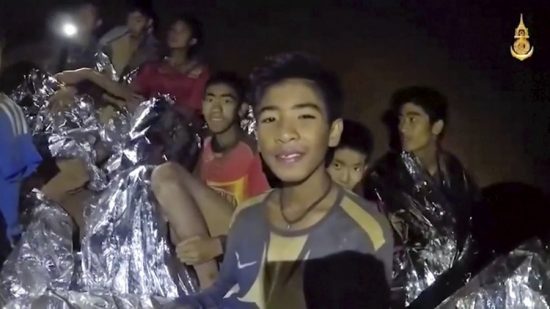 Ταϊλάνδη: Σε θρίλερ εξελίσσεται η διάσωση των παιδιών