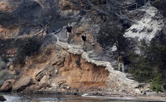 Επιτήδειοι προσπαθούν να αποσπάσουν χρήματα υπέρ των πυρόπληκτων – Τι πρέπει να προσέξετε