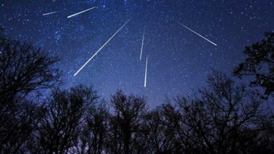 Κορυφώνονται και στην Ελλάδα οι Περσείδες, η βροχή από «πεφταστέρια»