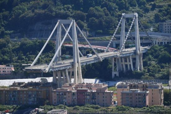 Δωρεά 500 εκατ. δολαρίων στη πόλη της Γένοβας κάνει η εταρεία που διαχειριζόταν τη μοιραία γέφυρα