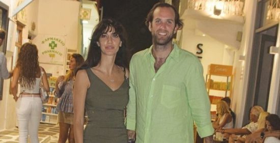 Εφοπλιστής Αλέξανδρος Τσαβλίρης – Αγγελίνα Ματαλιωτάκη: Ερωτευμένοι στη Μύκονο!