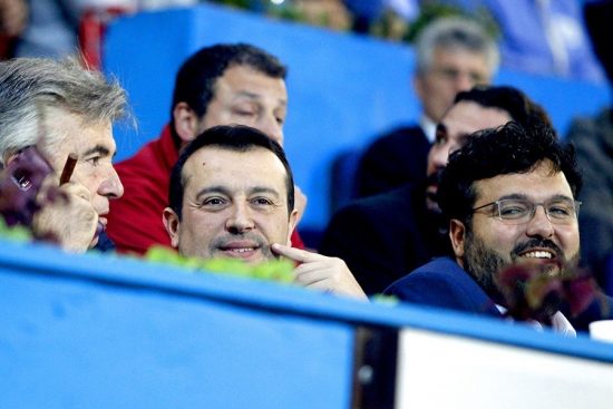 Super League: Τι δεσμεύτηκαν οι Ν. Παππάς και Γ. Βασιλειάδης στις 9 ΠΑΕ με συμβόλαιο από τη Nova