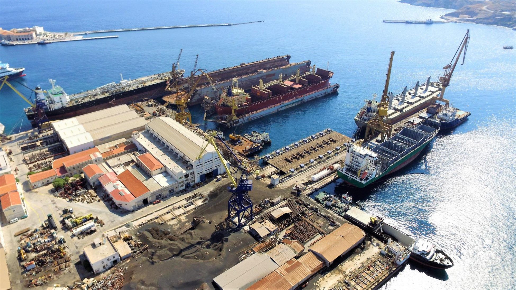 Νέα εποχή για το Νεώριο Σύρου: «Ναι» στο σχέδιο εξυγίανσης από το Δικαστήριο