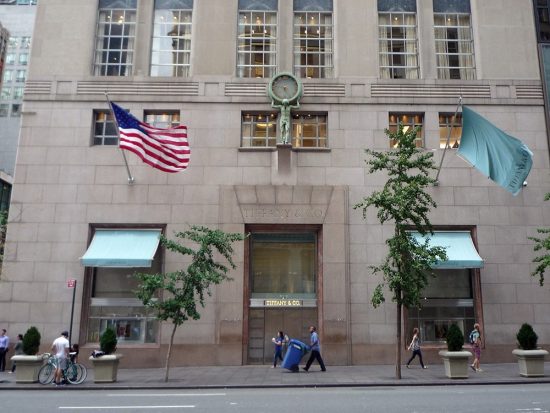 Μέσα στο μυστικό σαλόνι του Tiffany για τους πολύ πλούσιους (video)