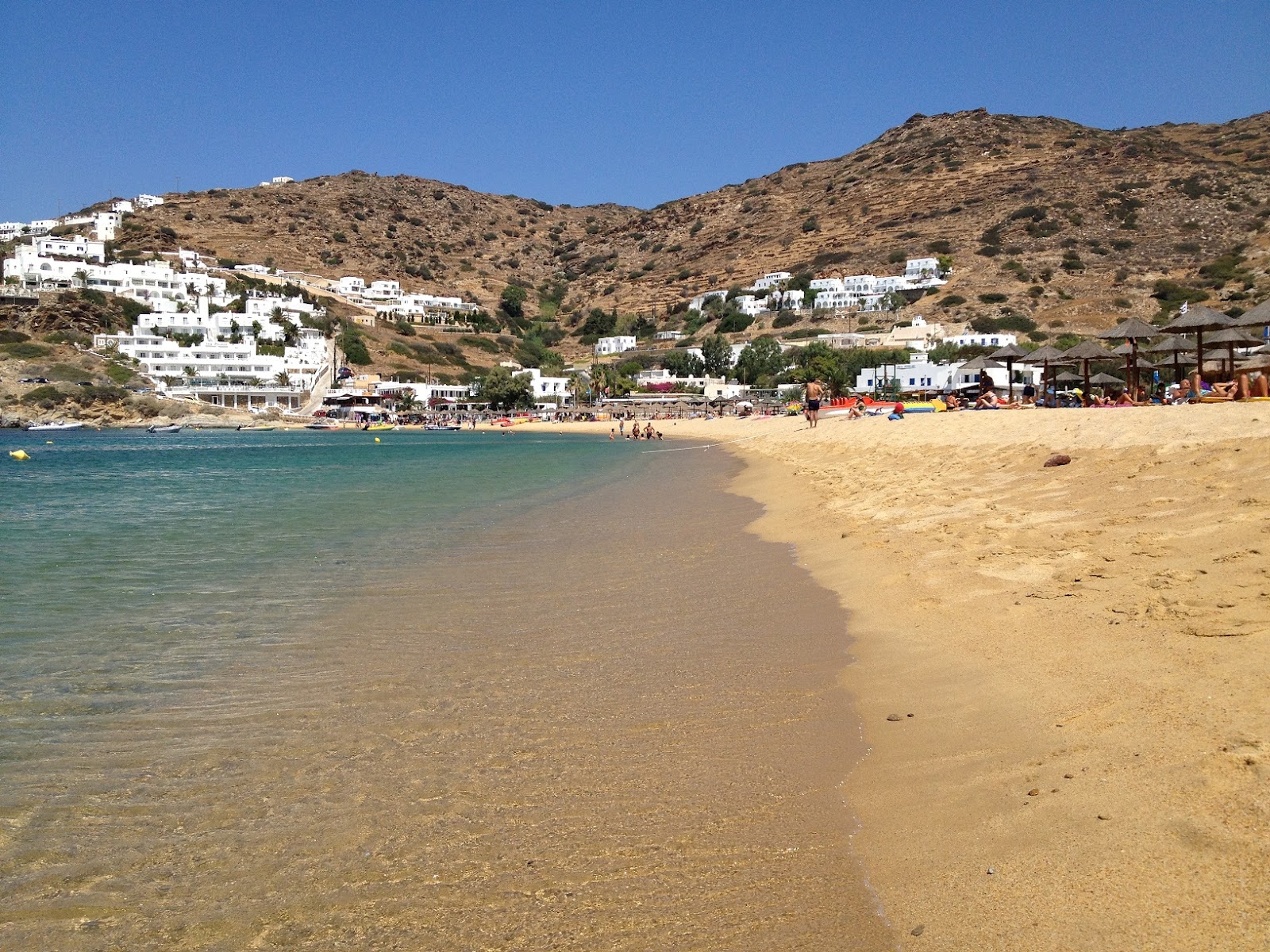 Κινηματογραφική επιχείρηση των «ράμπο» της ΑΑΔΕ σε βίλα στη Ίο για υπόθεση φοροδιαφυγής