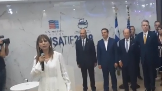 Ποια σοπράνο ερμήνευσε τους εθνικούς ύμνους της Ελλάδας και των ΗΠΑ στη ΔΕΘ (video)