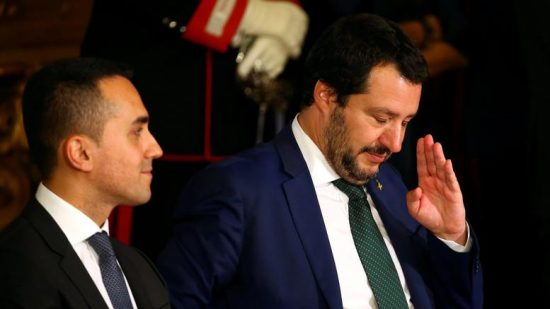 Σαλβίνι και Ντι Μάιο δεσμεύονται πως καμία ιταλική τράπεζα δεν θα βρεθεί σε δυσκολία