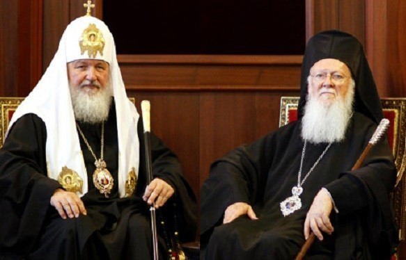 O πατριάρχης Μόσχας Κύριλλος και οι Οικουμενικός Πατριάρχης Βαρθολομαίος