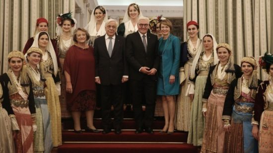 Παυλόπουλος σε Σταϊνμάιερ: Νομικώς ενεργές και δικαστικώς επιδιώξιμες οι απαιτήσεις της Ελλάδας